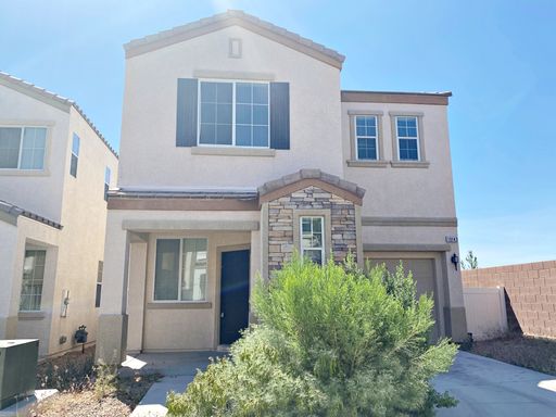 Beautiful 3 bedroom, 2.5 bathroom home located in Silverado Ranch – photo 1