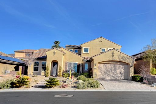 Luxurious 4-Bedroom Residence in Guard-Gated Club at Madeira Canyon – photo 1