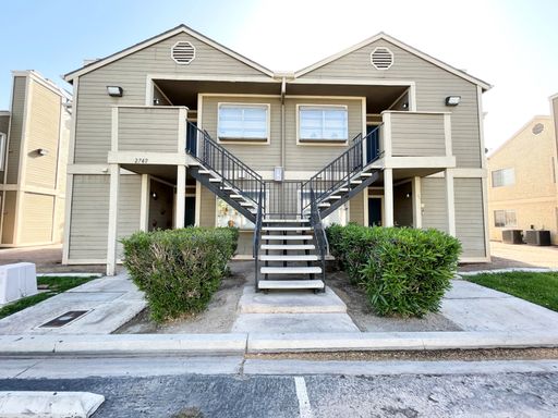 2 Bedroom, 2 Bath Condo Near Lamb and Vegas Valley – photo 1