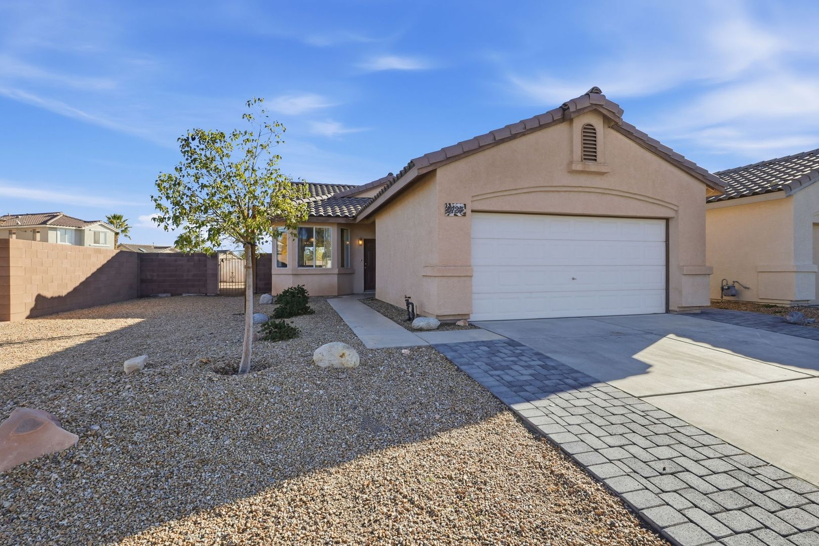 Las Vegas House: 9124 Falling Acorn Ct
