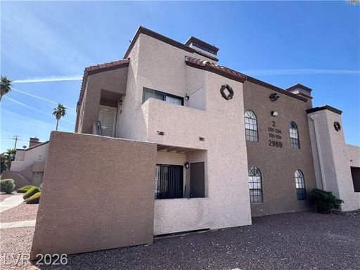 Cozy 1 Bedroom 1 Bath Condo Near Vegas Valley and Nellis – photo 1