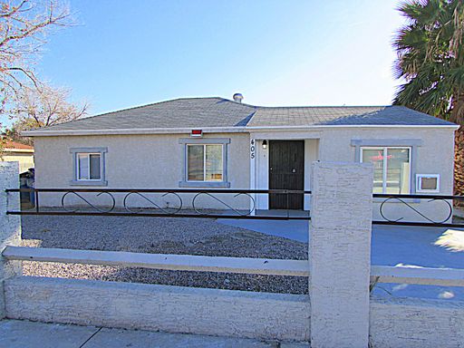Fully Remodeled Downtown 1BD Duplex Near Fremont Street – Move-In Ready! – photo 1