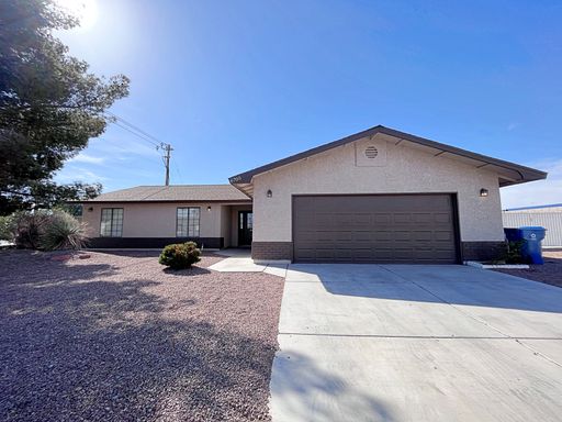 One-Story 3BD 2BA Home w/RV Parking! – photo 1