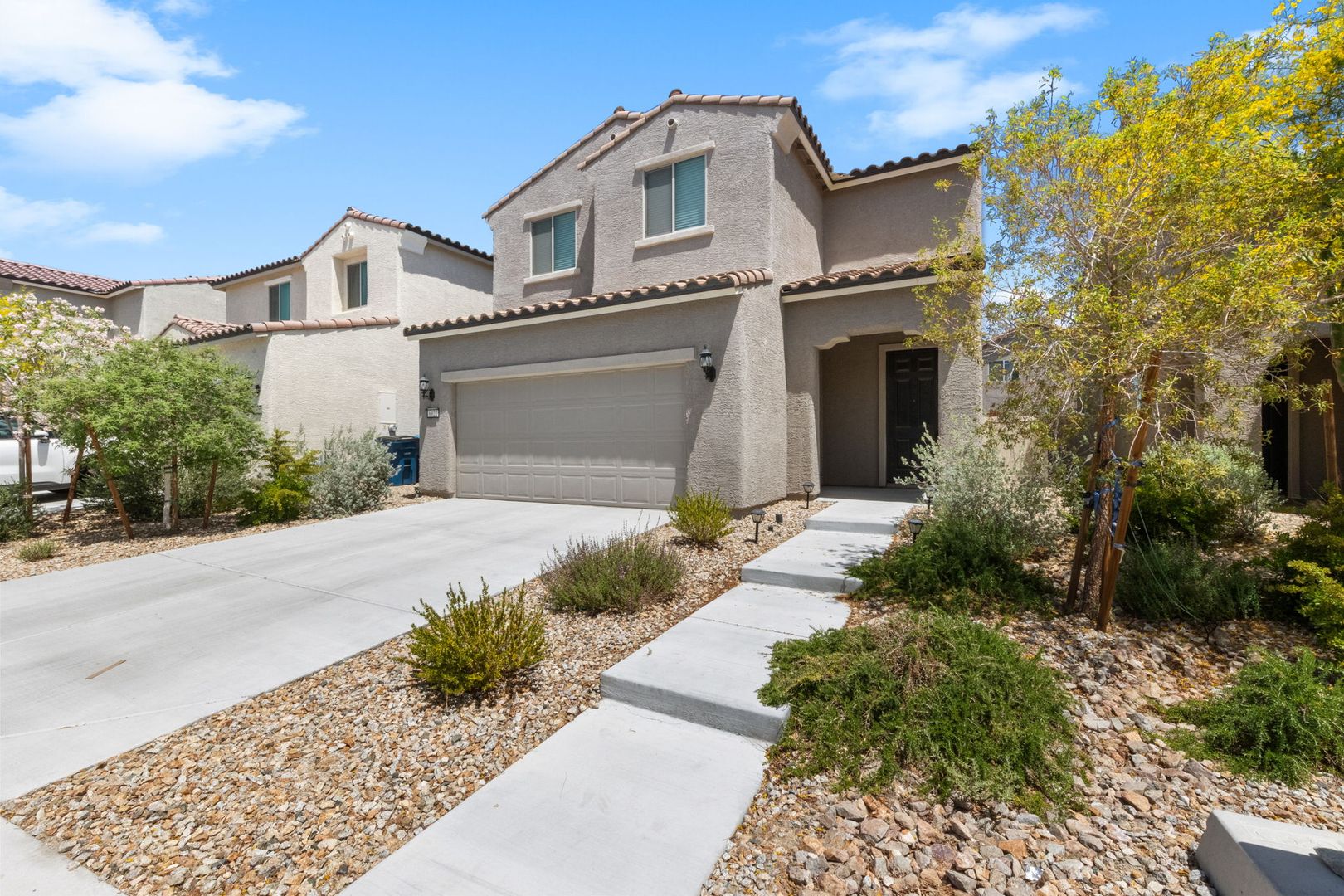 North Las Vegas House: 6922 Stone Cactus St
