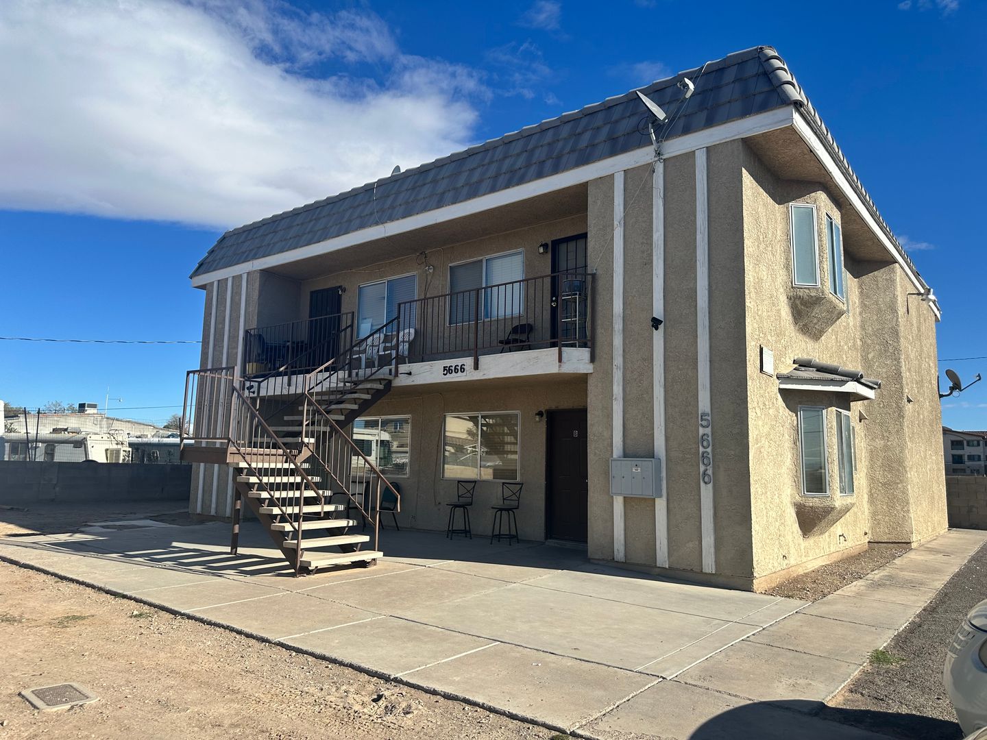 Las Vegas Apartment: 5666 E Lake Mead Blvd