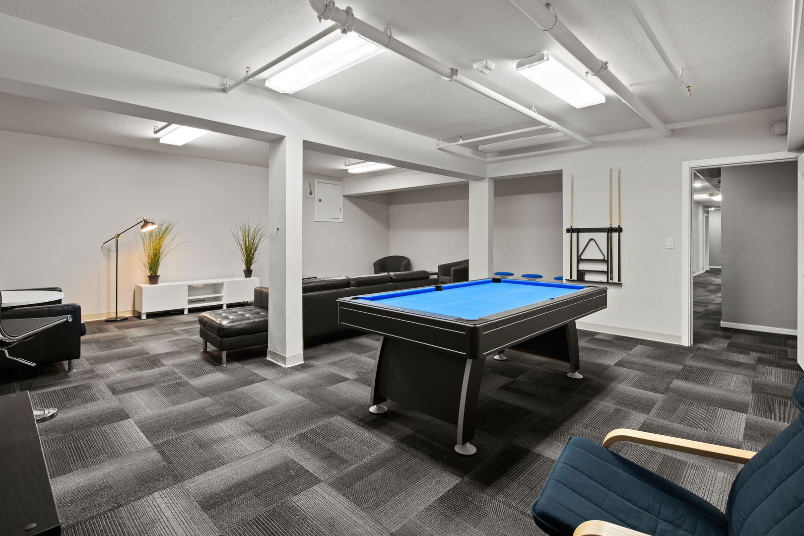 Game room at Santo on Howell (4 of 7)