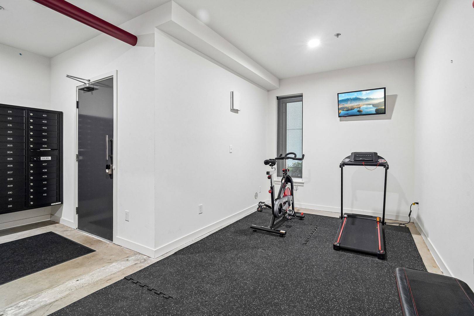 Gym at Graceland Apartments (8 of 8)