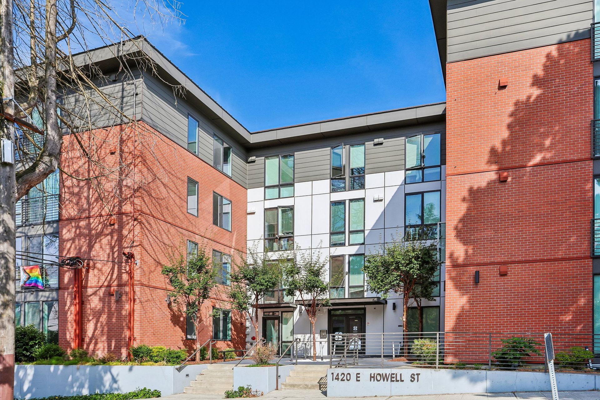 Seattle Apartment: 1420 E. Howell St