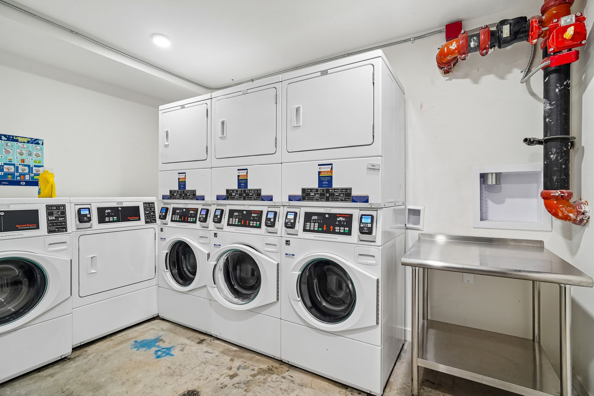 Laundry room at Graceland Apartments (1 of 4)