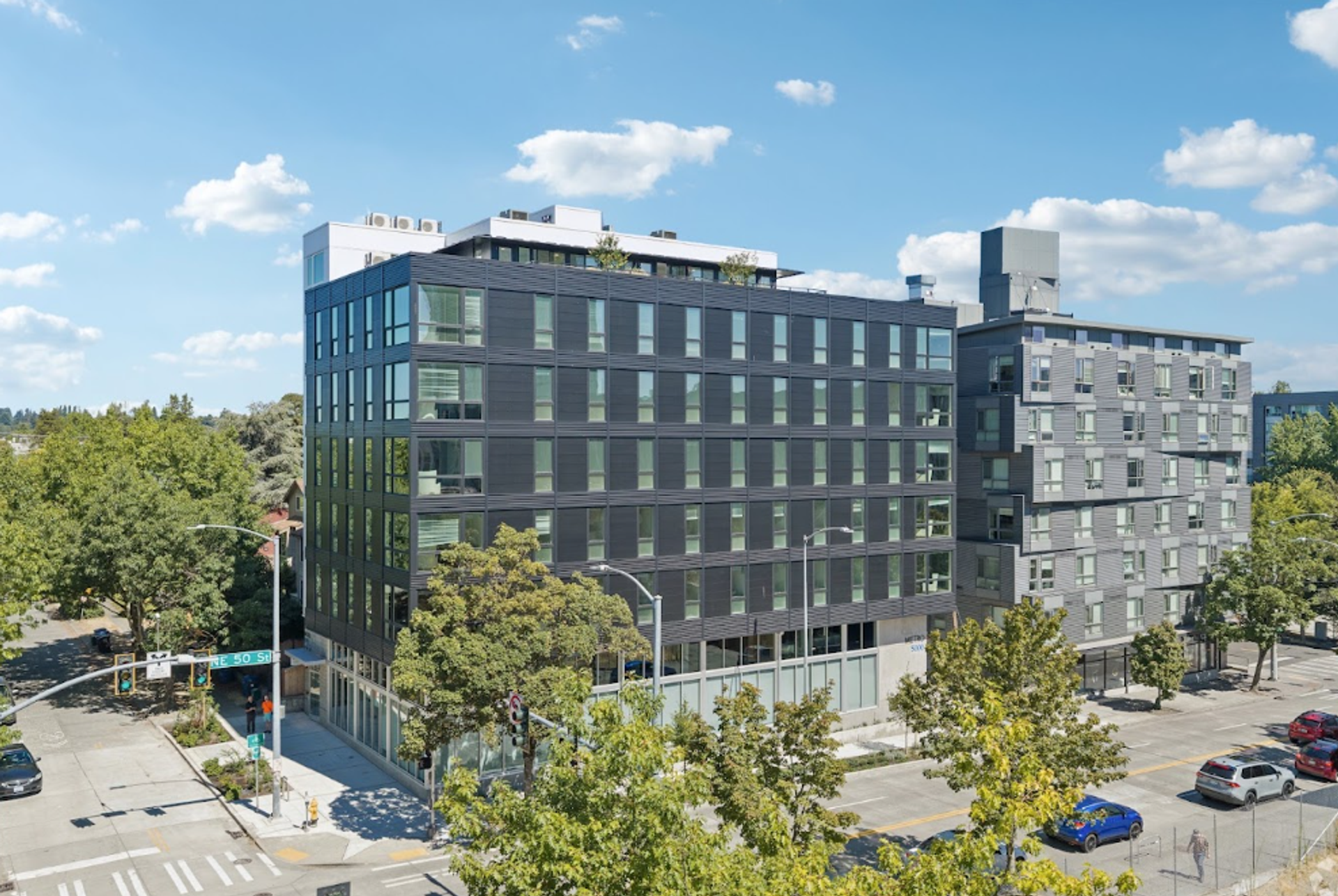 Metro 5000 Apartments 56 of 98