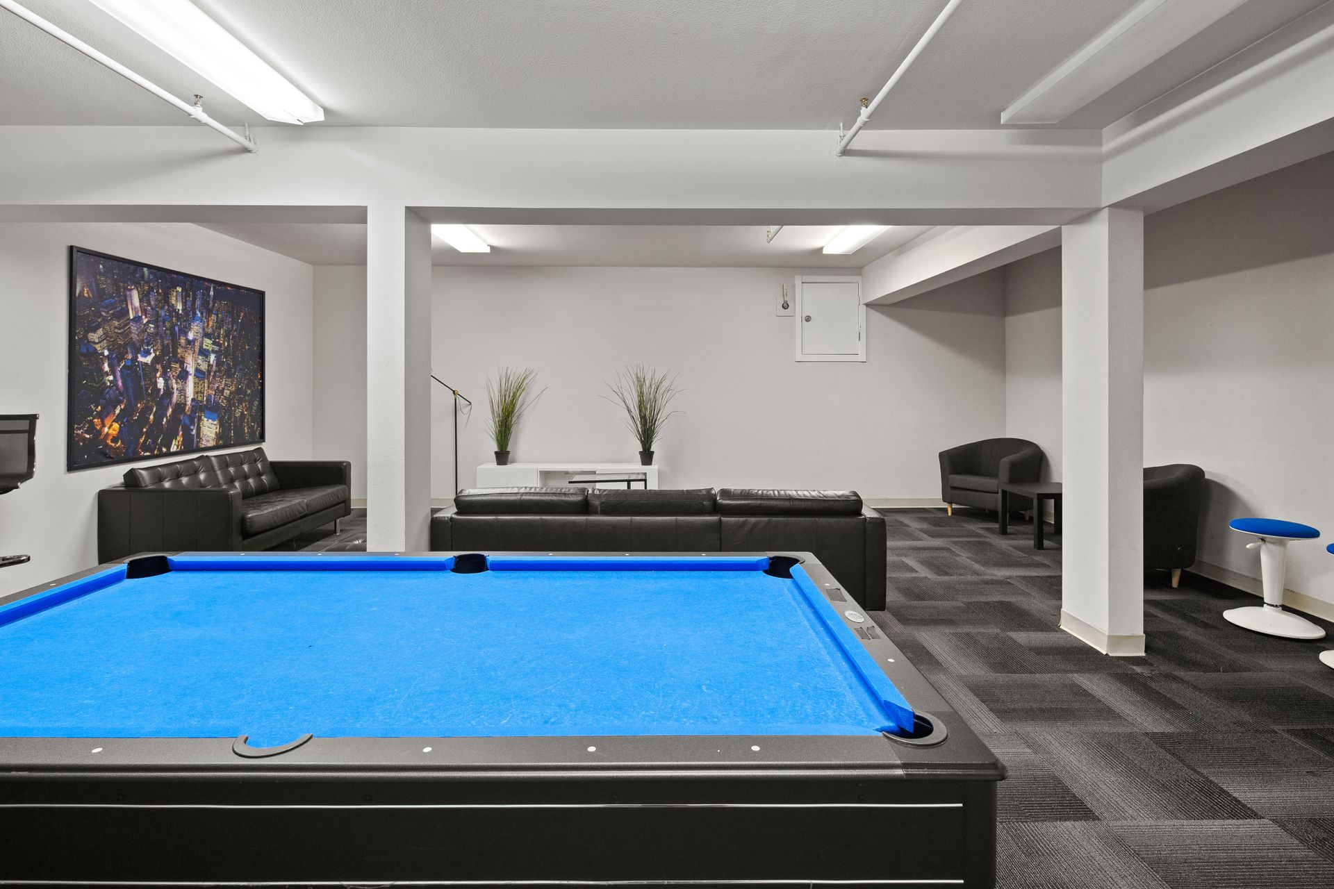 Game room at Santo on Howell (2 of 7)
