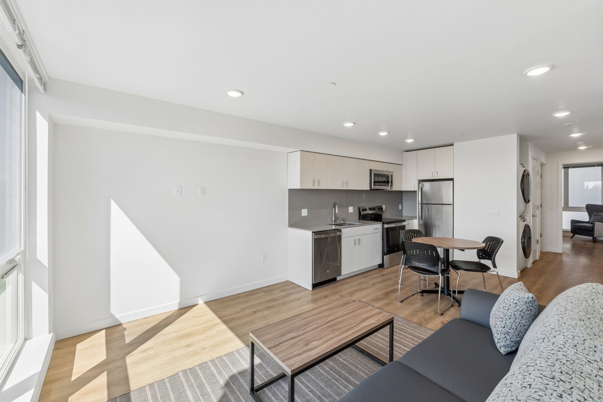 Metro 5000 Apartments 18 of 98