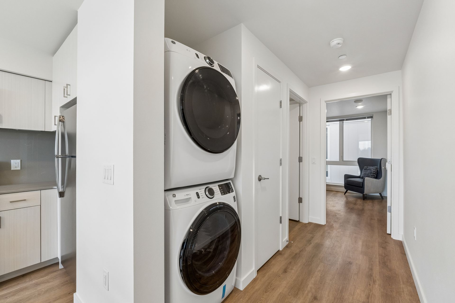 Laundry room at Metro 5000 Apartments (6 of 6)