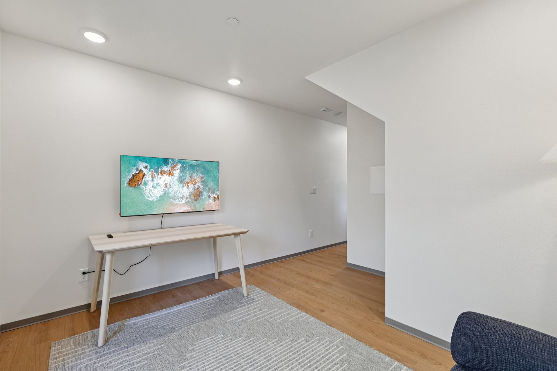 Brand-new 6B3B Townhouse near UW! 5 of 12