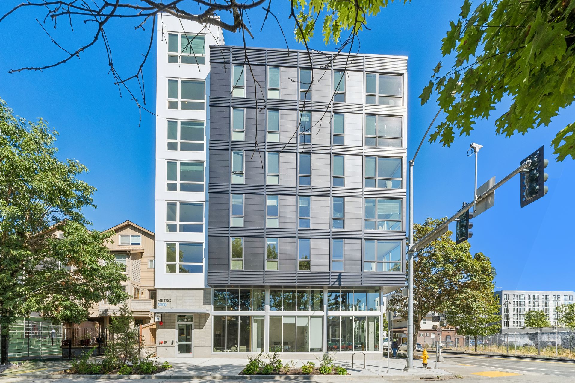 Metro 5000 Apartments 37 of 37