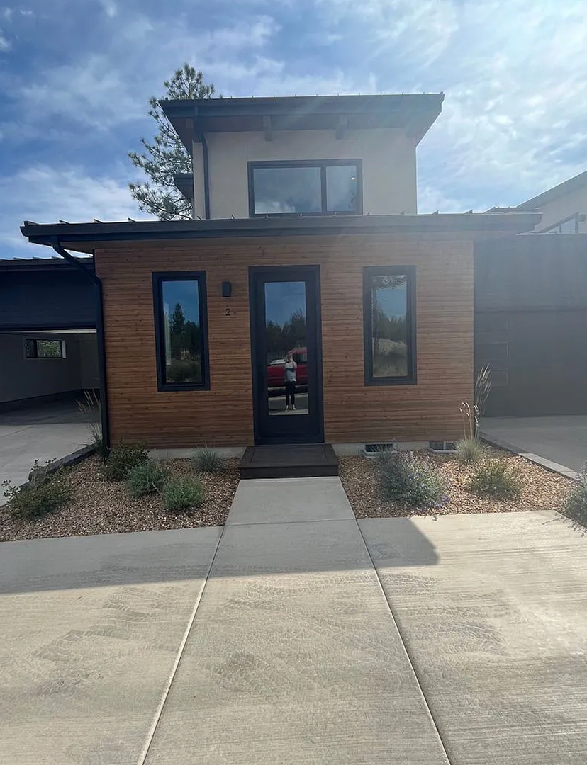 Bend Apartment: 3344 NW Celilo Ln.