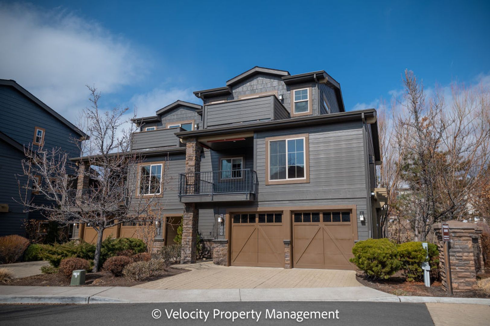 Bend House: 600 SW Otter Way