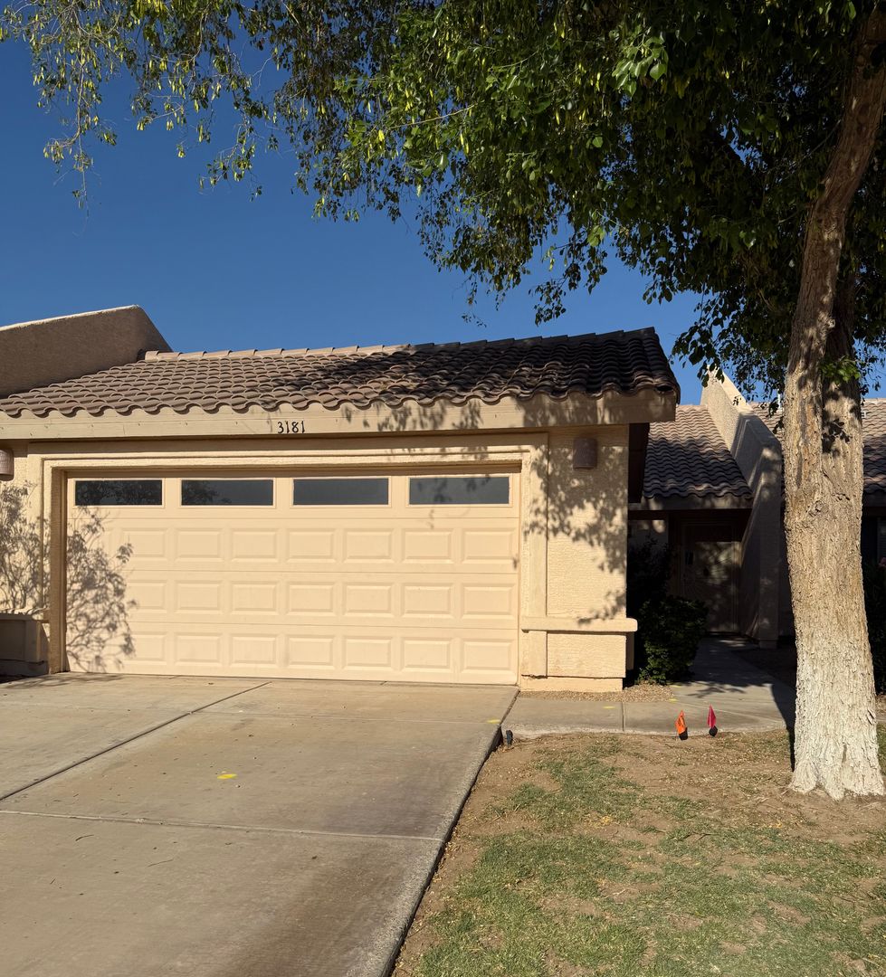 Yuma Townhome: 3181 S Brand Lee Way