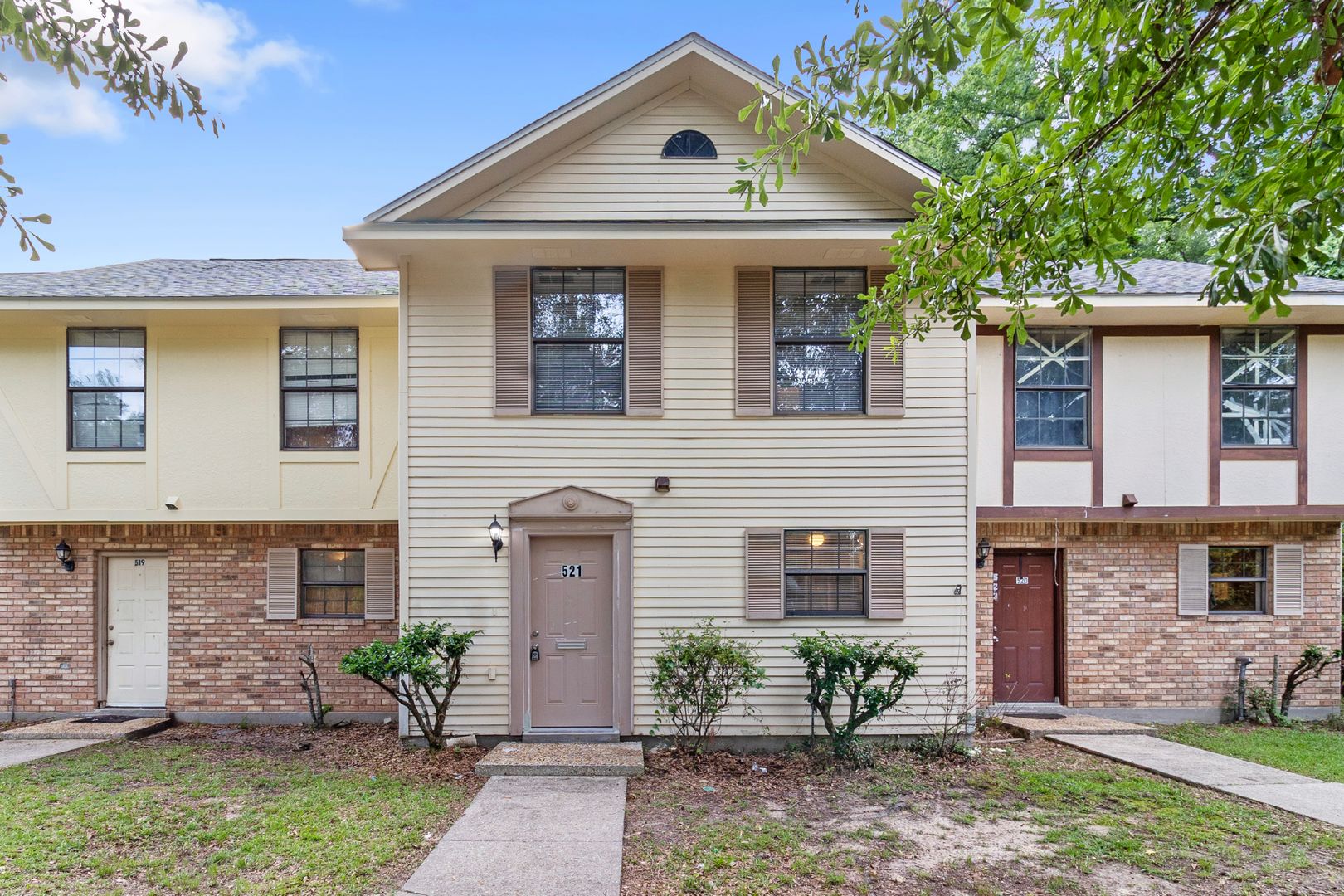 COVINGTON Apartment: Buchanan
