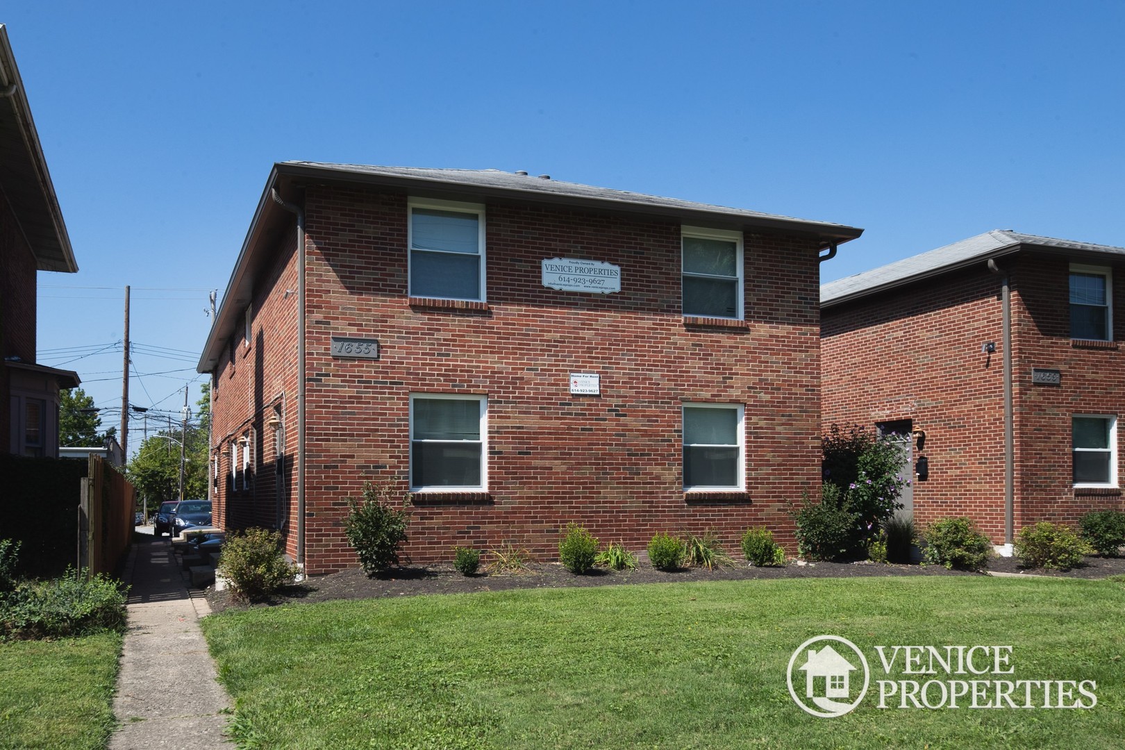 Columbus Townhome: 1655 North 4th Street Unit B