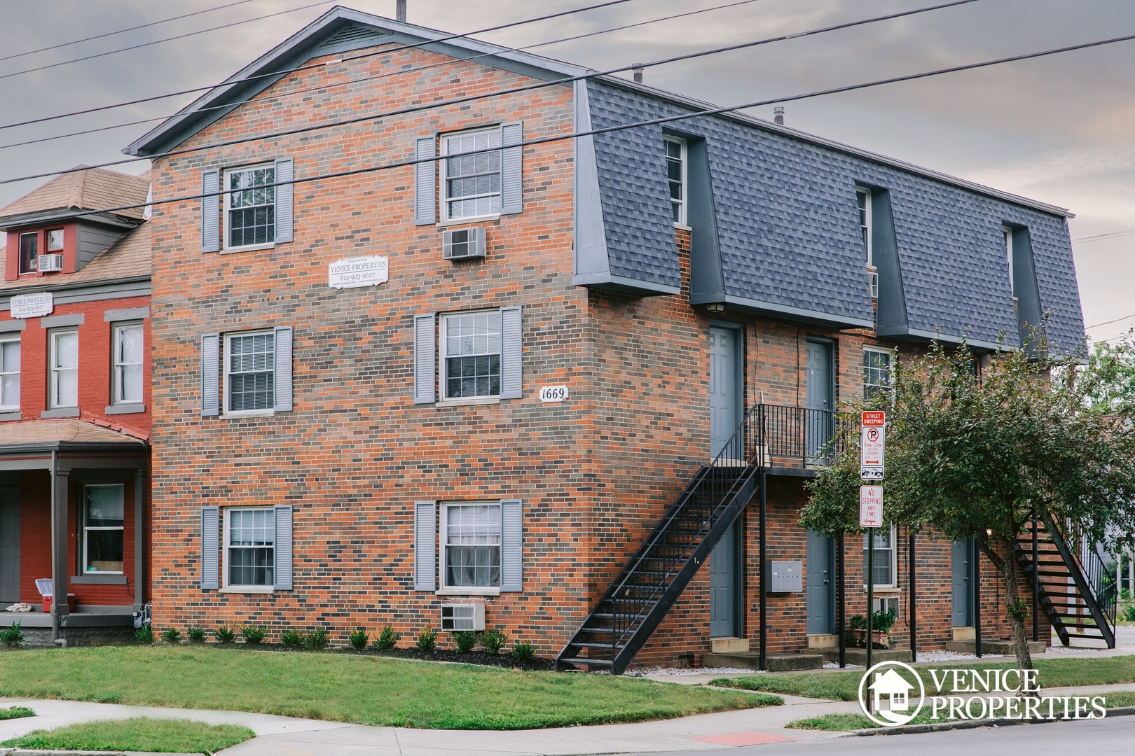 Columbus Apartment: 1669 North 4th Street Apartment B1