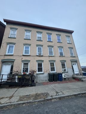 Charming 1-Bedroom Apartment Near Historic Harmony Mills
