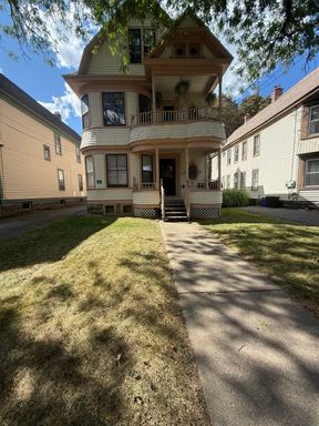 3-Bedroom, 1-Bath Apartment in Schenectady’s Park Ave Neighborhood – photo 1