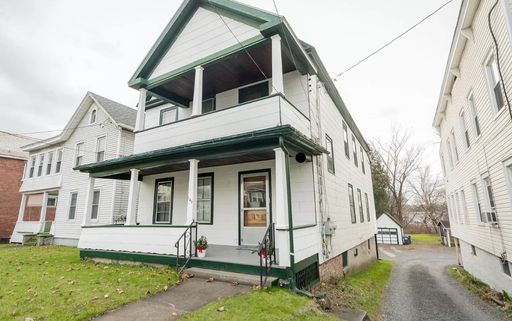 3-Bedroom Duplex in Mechanicville, NY - Don't Miss Out!