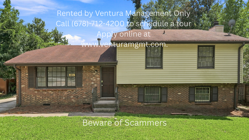 Beautiful 3 Bedroom 1.5 Bath Split Level Home!! Schedule a viewing today!! – photo 1