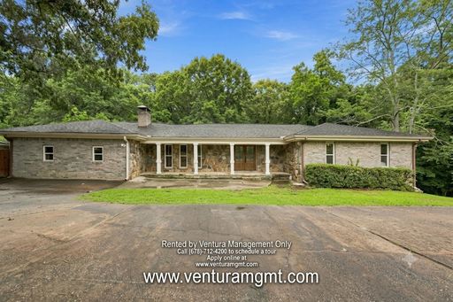 Beautifully Renovated 6BR Home with Modern Finishes for Rent in Atlanta! | – photo 1