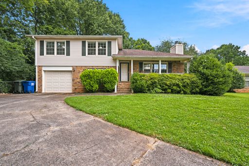 3BR/3BA in Madison | Bonus Room & Fenced Yard – photo 1