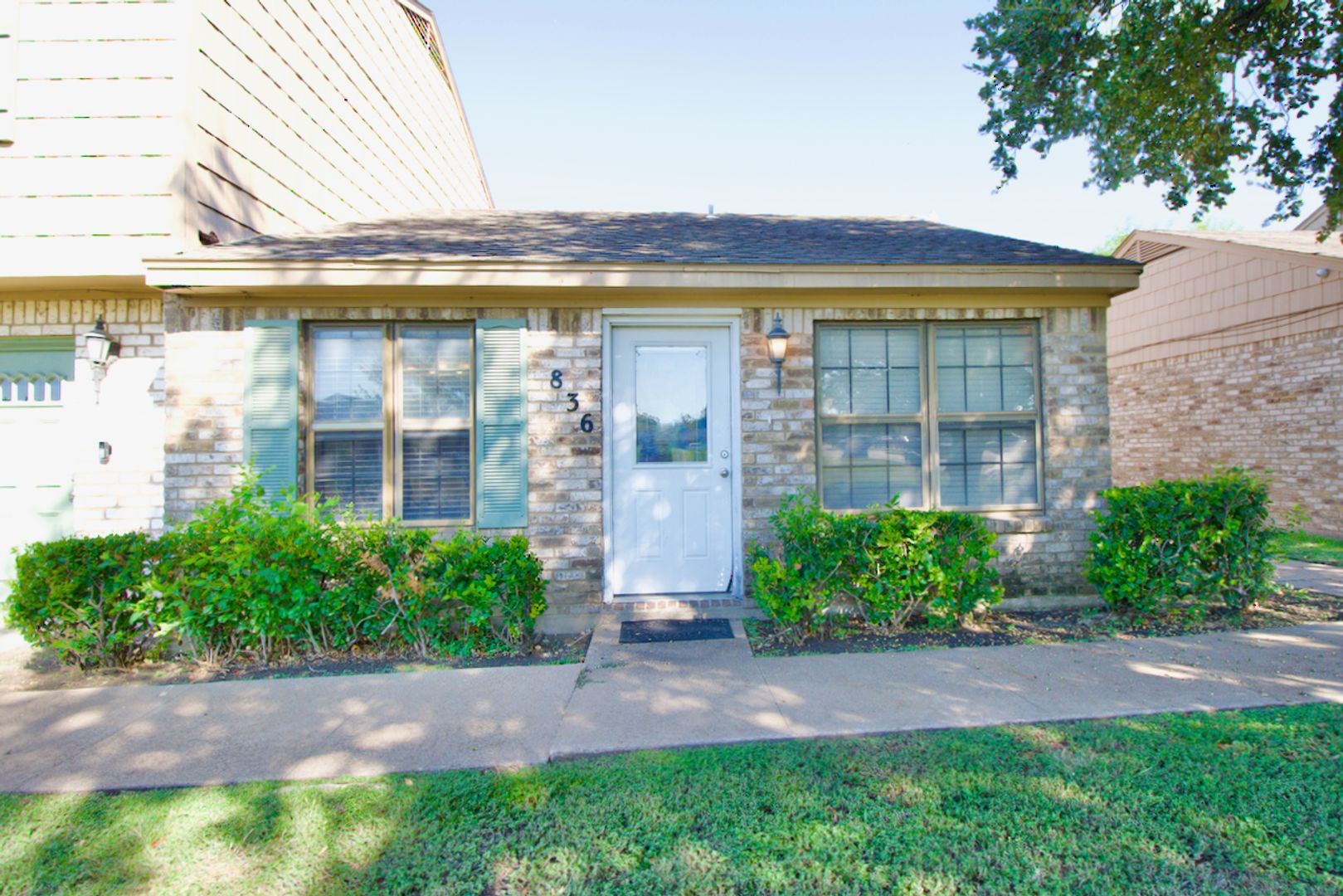 Waco House: 836 N 62nd Street