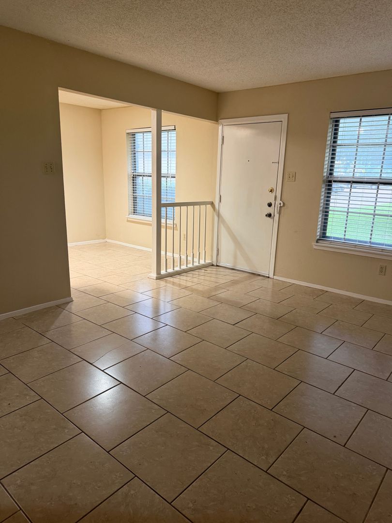Waco House: 834 N 62nd Street