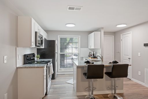 Welcome to 860 East! – photo 1