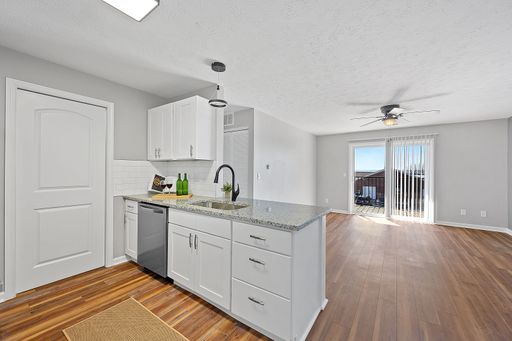 Find Your Perfect Home at Bridgewater Crossing! – photo 1