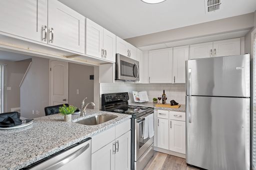 Welcome to 860 East! – photo 1
