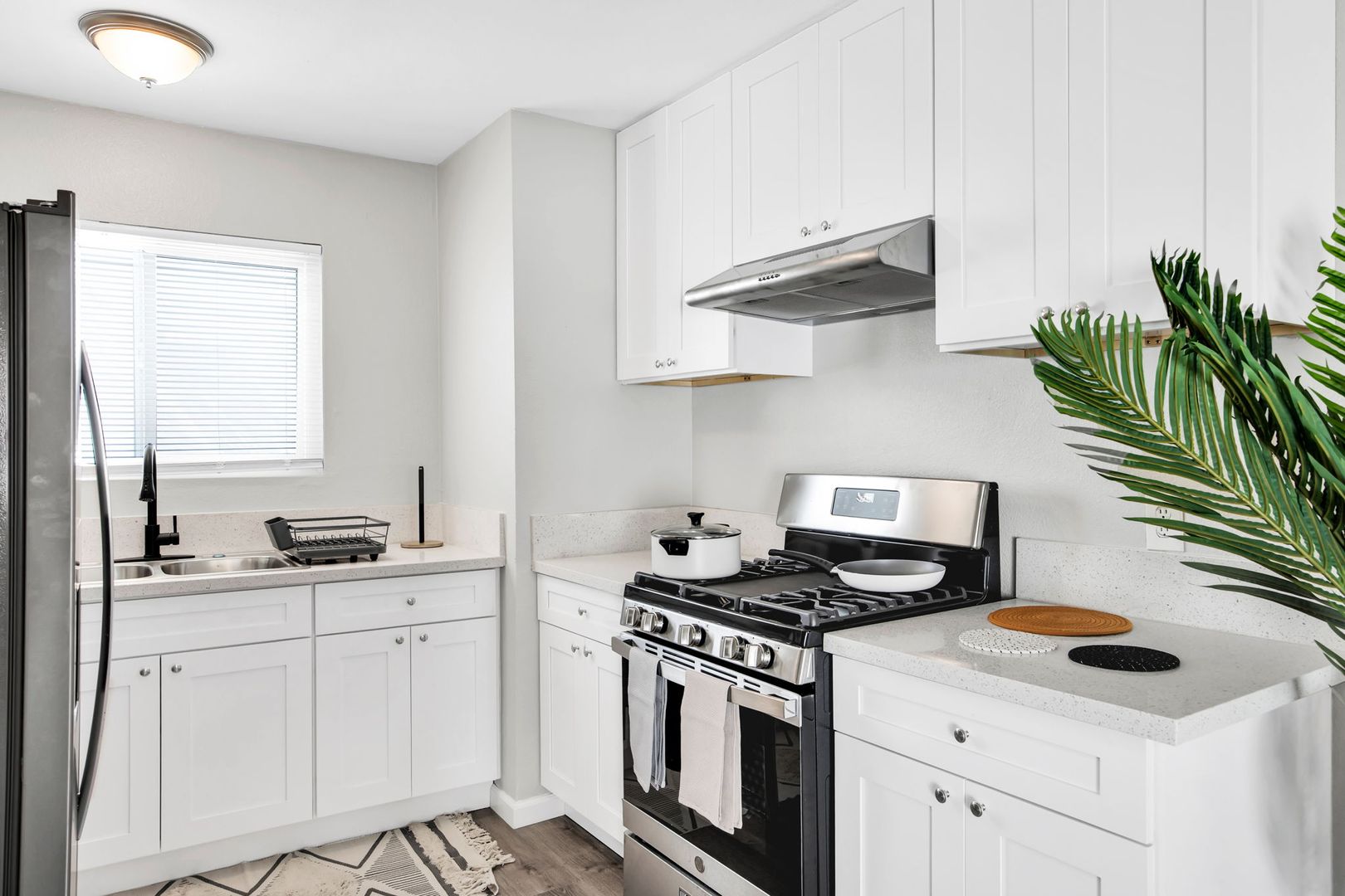 Indio Apartment: 82451 John Nobles Avenue