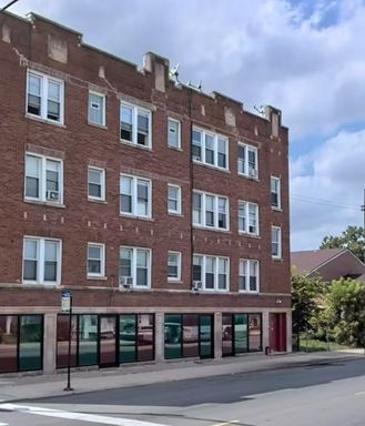 The building is on the northwest corner of 78th and Racine. – photo 1