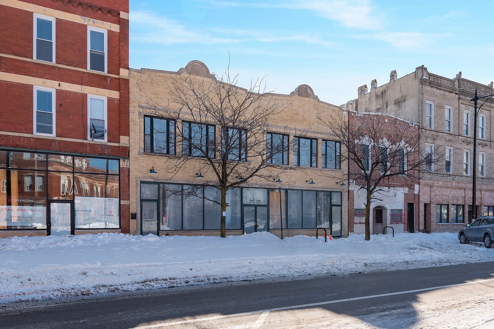 Chicago Apartment: 1907 S Blue Island Ave