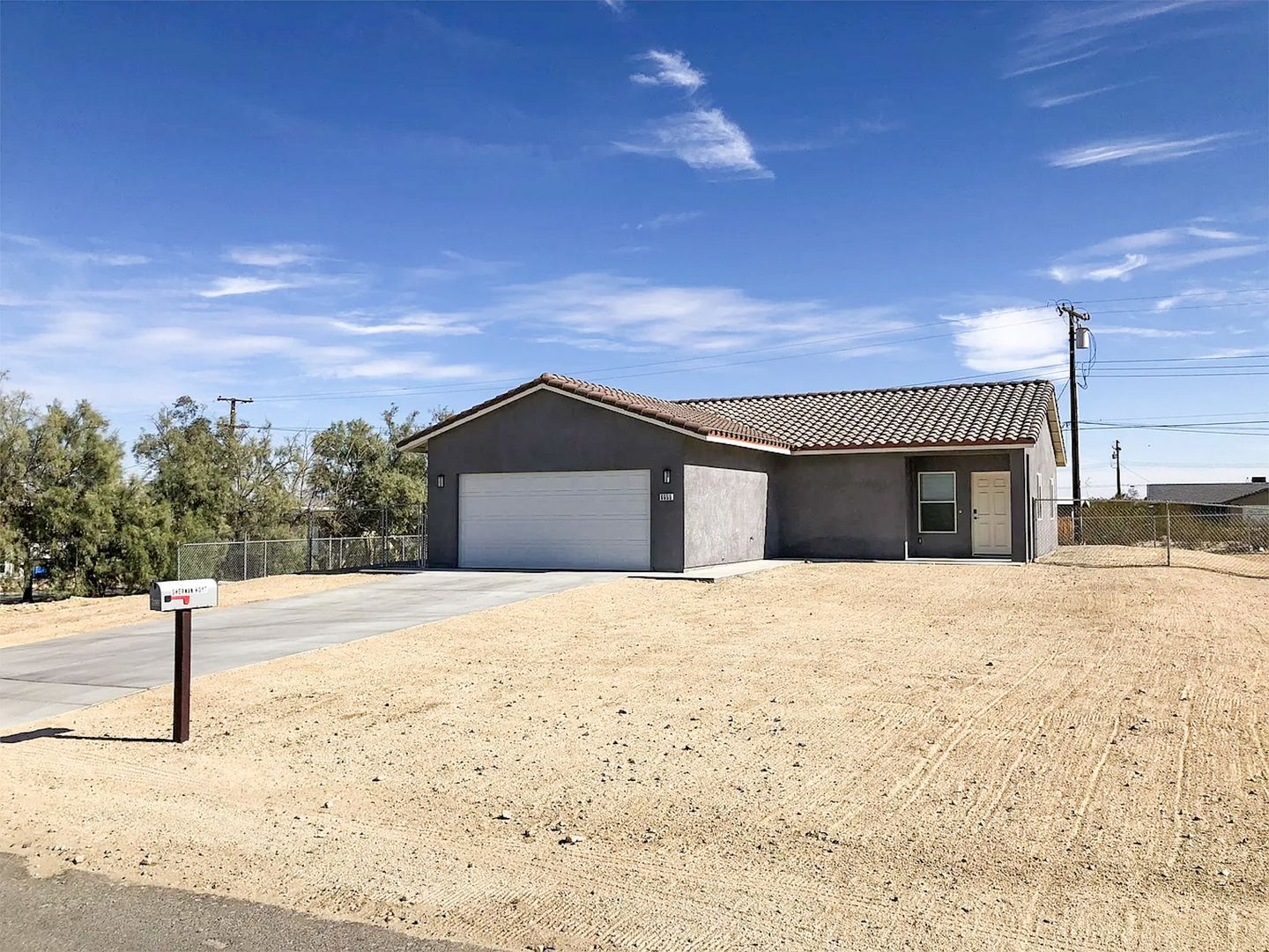 29 Palms House: 6655 Sherman Hoyt