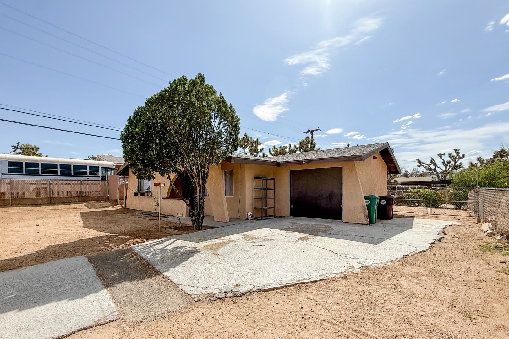 Yucca Valley House: 7514 Hopi Trail