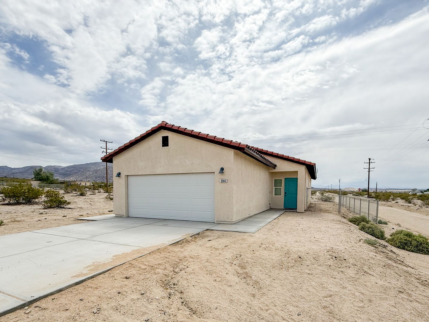 29 Palms House: 6944 Woodward Avenue