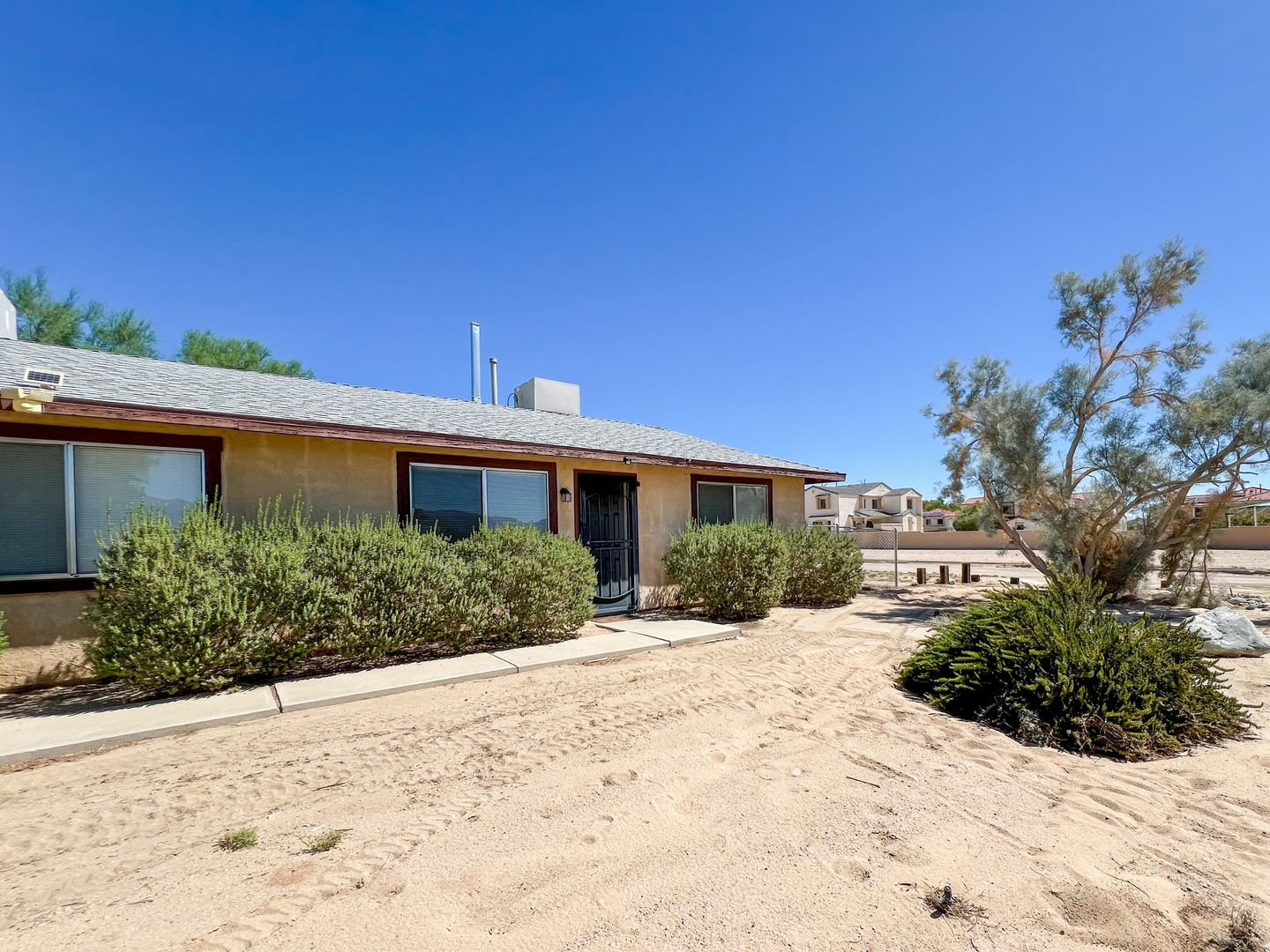 29 Palms Apartment: 73874 South Slope Dr.