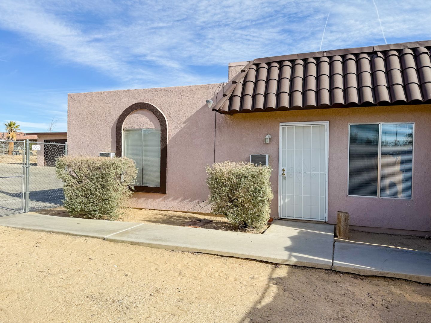 29 Palms Apartment: 73407 Sunnyvale Dr.