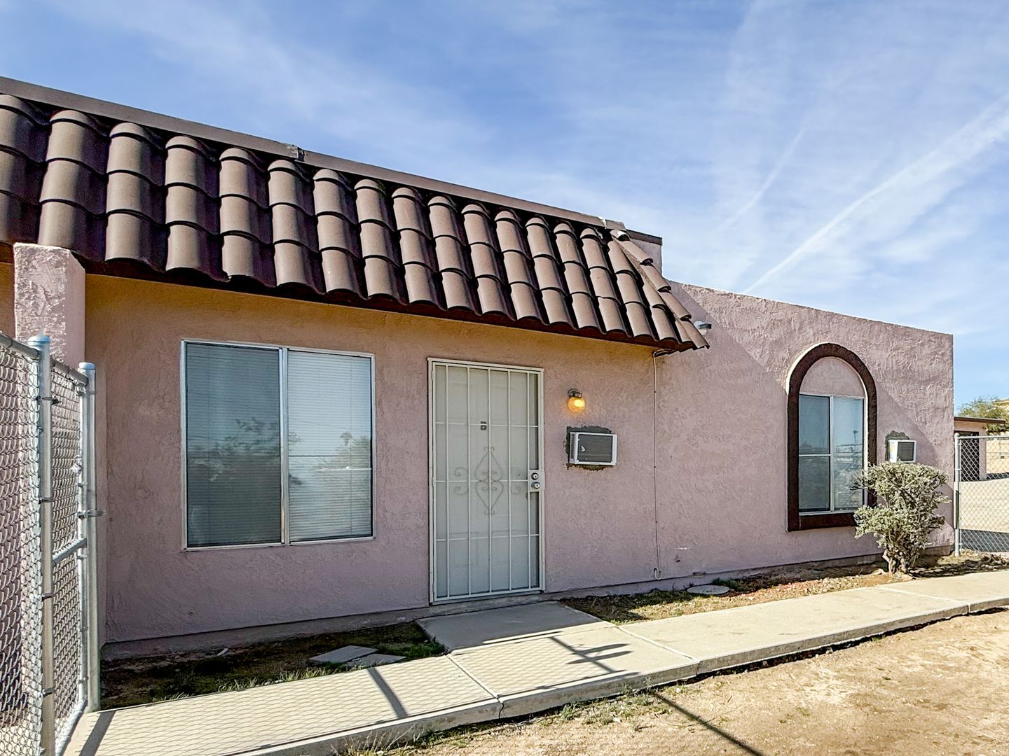 29 Palms Apartment: 73407 Sunnyvale Dr.