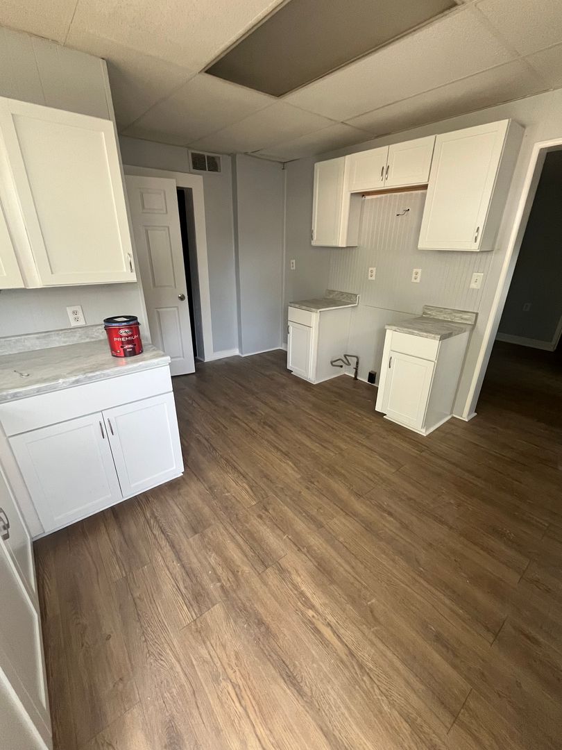 Louisville House: 426 N 22nd St