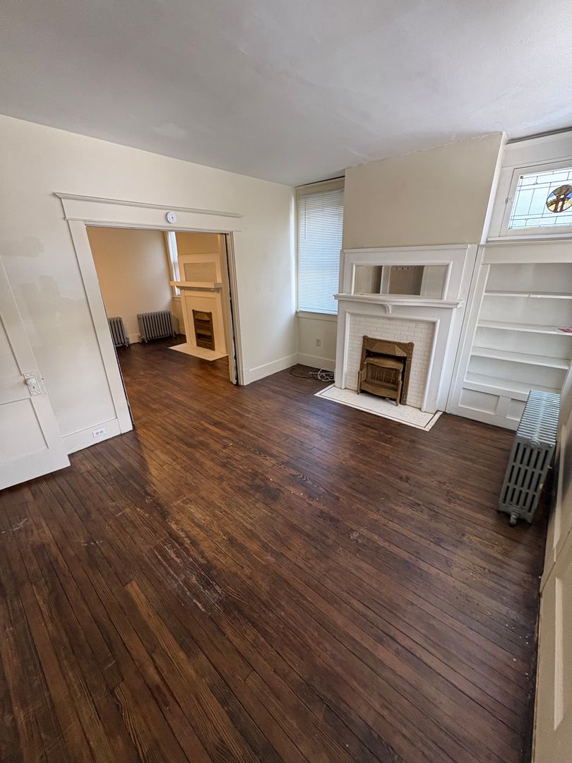 Pittsburgh Apartment: 1663 Montpelier