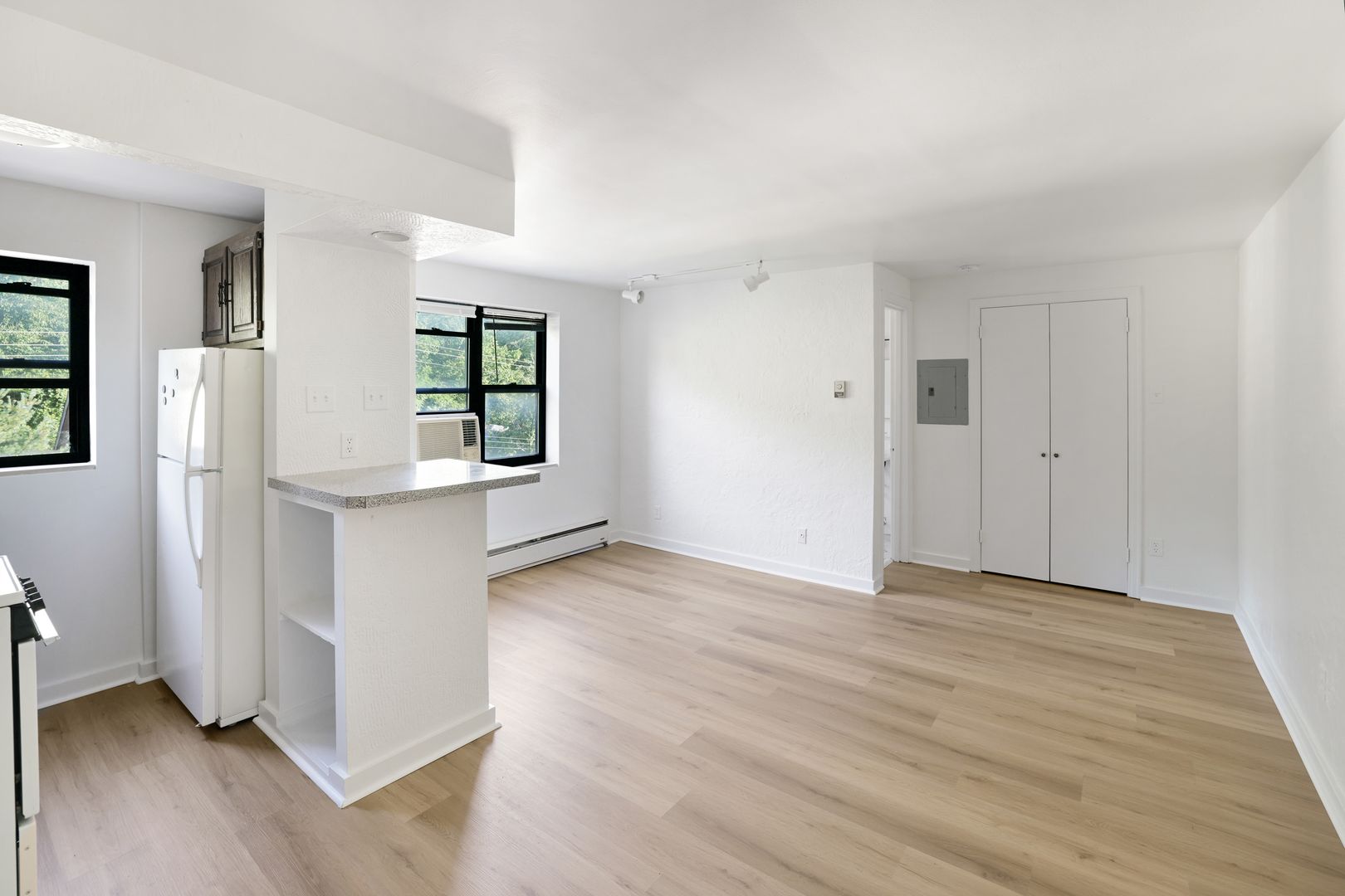 Pittsburgh Apartment: 330 Greenlee Road