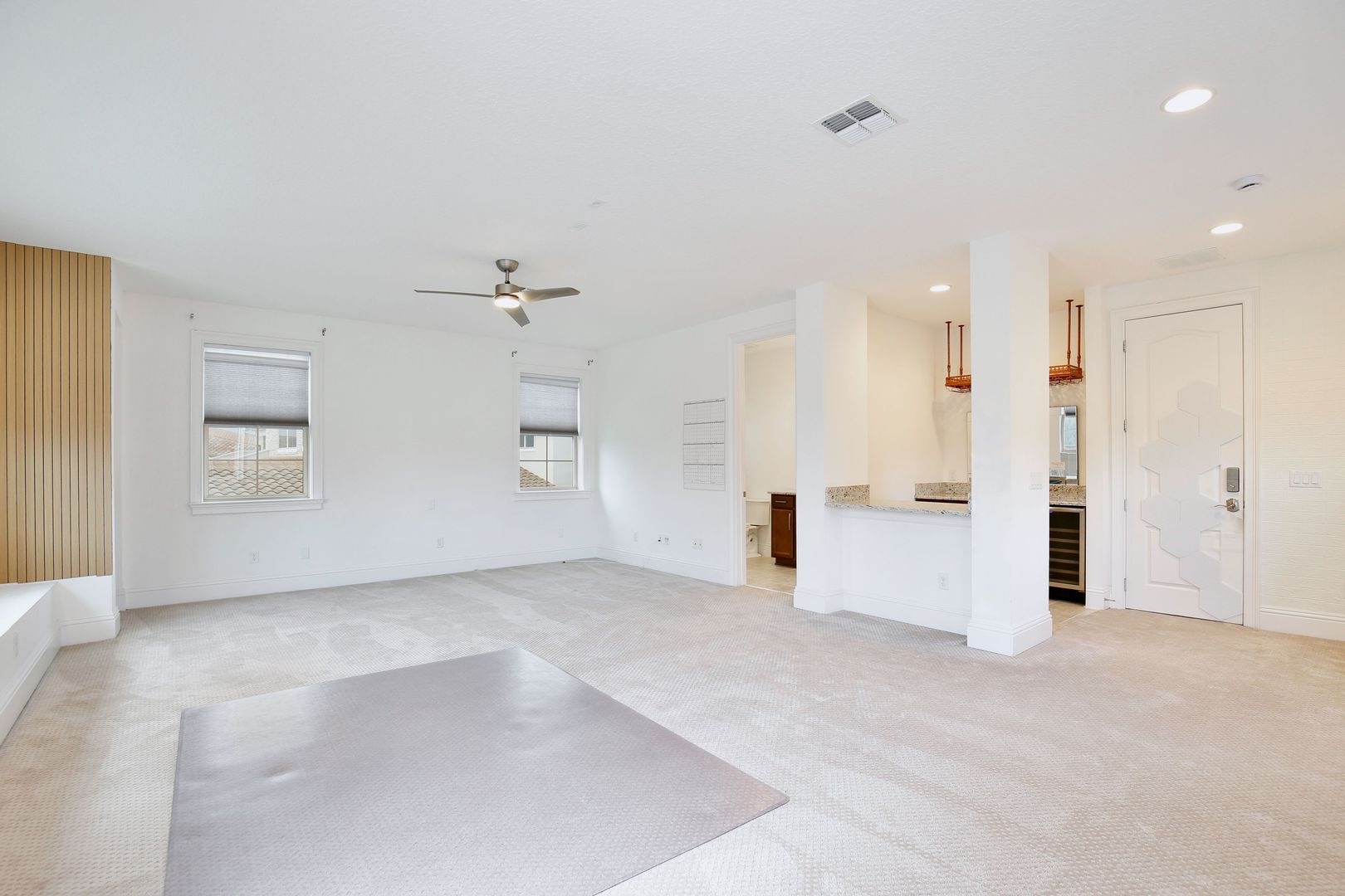 MOBBERLEY CIR 10822 28 of 73