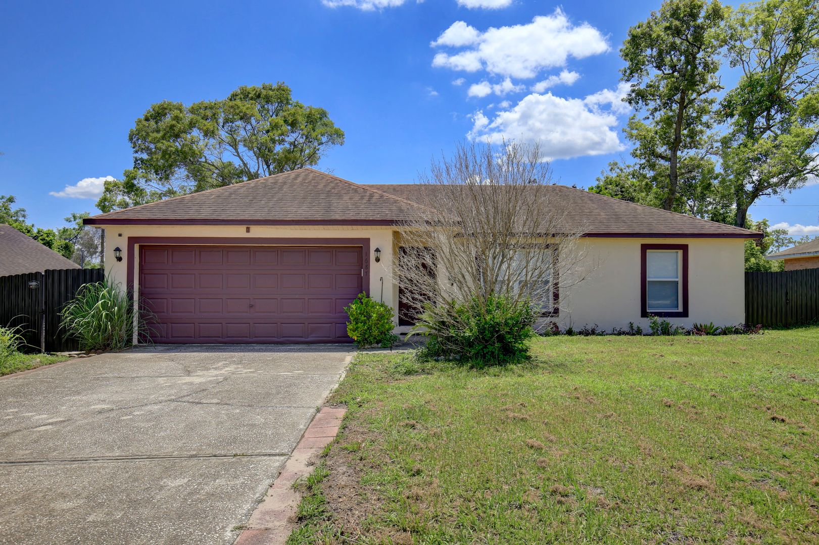 Deltona House: 1687 Brewton Circle